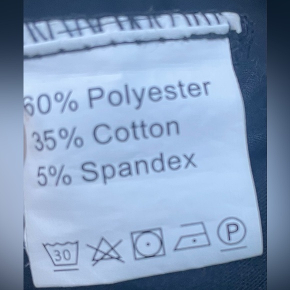 Women’s Graphic Tee Size 2X - Picture 3 of 3